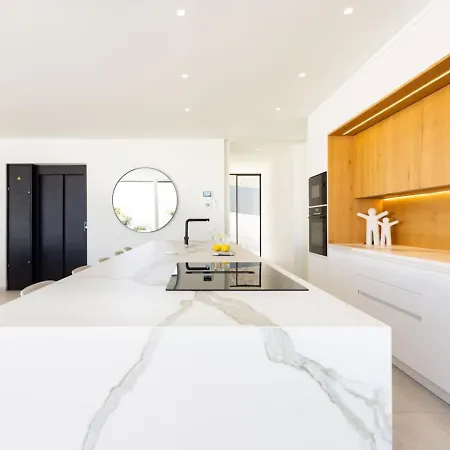 بيت للعطل Siam Blue 1, Heated Pool, Sea Views, Bbq أذيخي